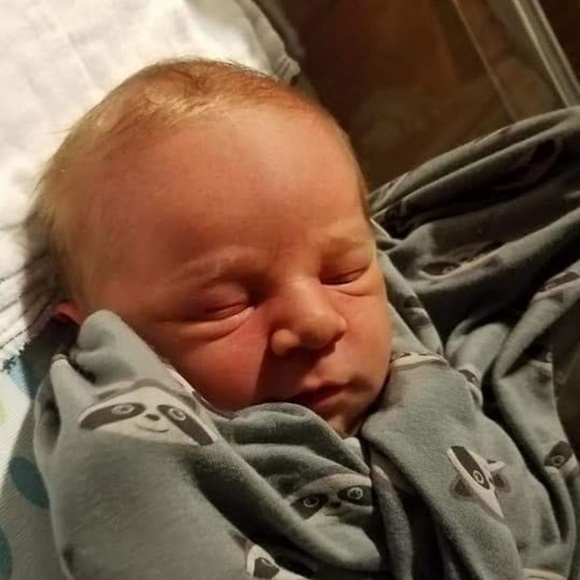 Meet your Posher, Adrian - Picture 1 of 1